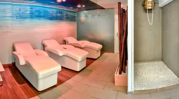 GHT Oasis Park & Spa