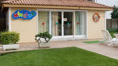 GHT OASIS PARK