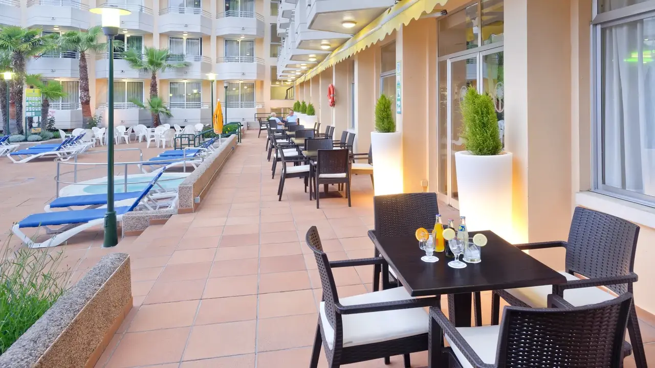 GHT Oasis Tossa & Spa