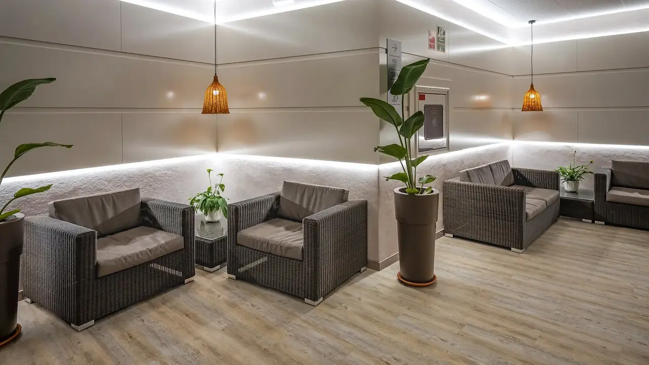 GHT Oasis Tossa & Spa