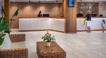 GHT Oasis Tossa & Spa
