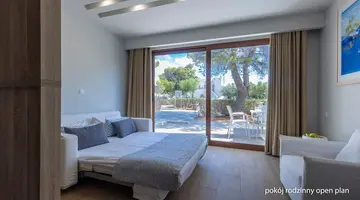 Giannoulis Almyra Beach