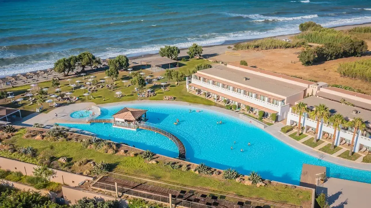 Giannoulis - Cavo Spada Luxury Sports &