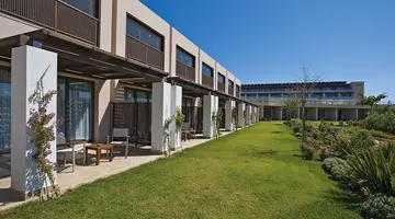 Giannoulis - Cavo Spada Luxury Sports &