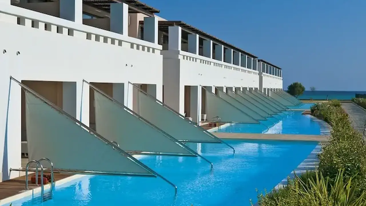 Giannoulis - Cavo Spada Luxury Sports &