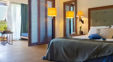 Giannoulis - Cavo Spada Luxury Sports &