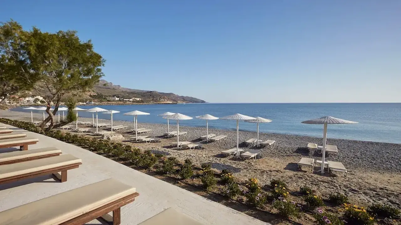 Giannoulis - Grand Bay Beach Resort - Ad
