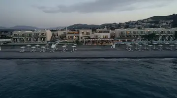 Giannoulis - Grand Bay Beach Resort - Ad