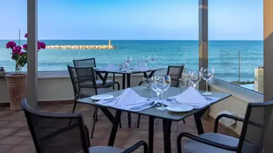 Giannoulis - Grand Bay Beach Resort - Ad