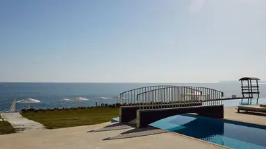 Giannoulis - Grand Bay Beach Resort - Ad