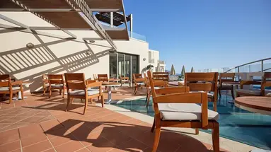 Giannoulis - Grand Bay Beach Resort - Ad