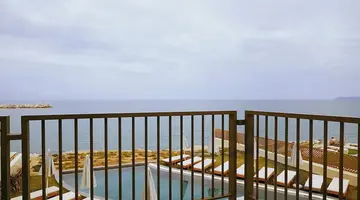 Giannoulis - Grand Bay Beach Resort - Ad