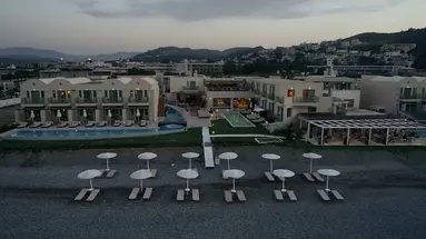 Giannoulis - Grand Bay Beach Resort - Ad