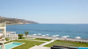 Giannoulis - Grand Bay Beach Resort - Ad