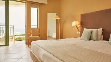 Giannoulis - Grand Bay Beach Resort - Ad