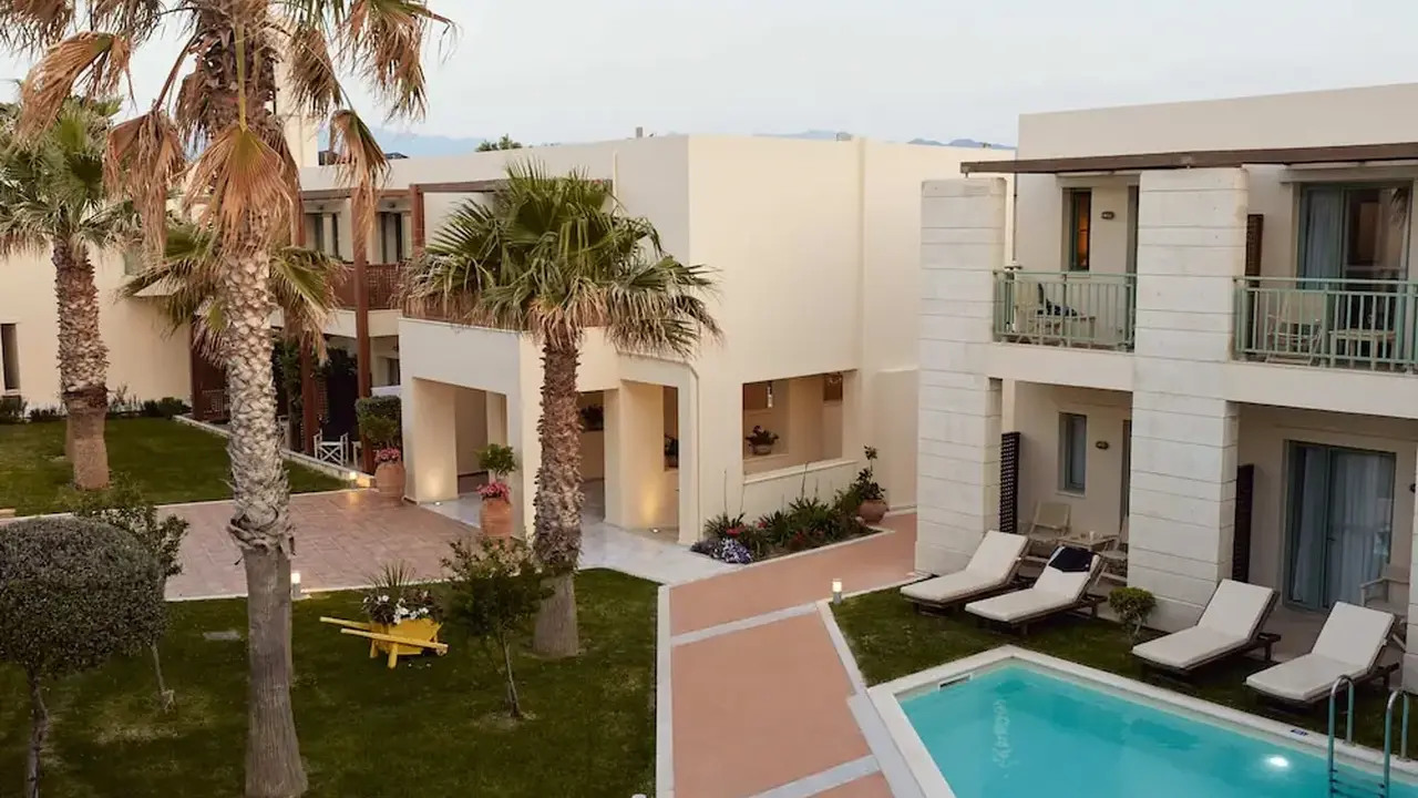 Giannoulis - Grand Bay Beach Resort - Ad