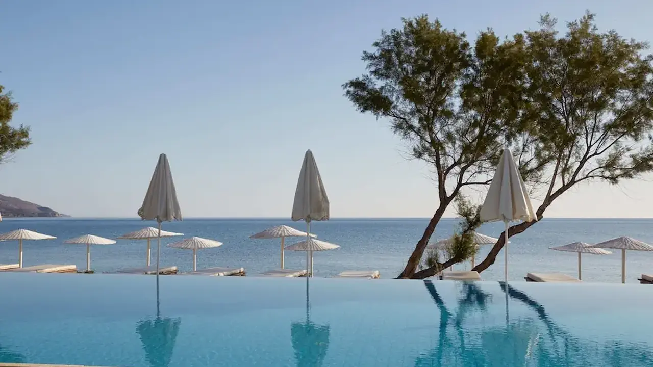 Giannoulis - Grand Bay Beach Resort - Ad