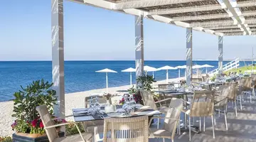 Giannoulis - Grand Bay Beach Resort - Ad
