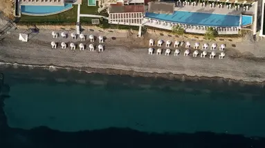 Giannoulis - Grand Bay Beach Resort - Ad