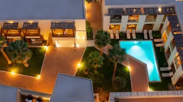 Giannoulis - Grand Bay Beach Resort - Ad
