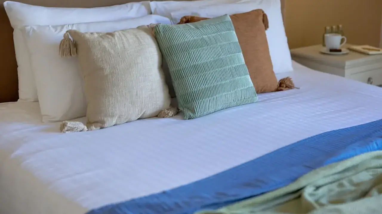Giannoulis - Grand Bay Beach Resort - Ad