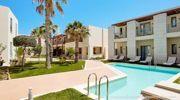 Giannoulis Grand Bay Beach Resort