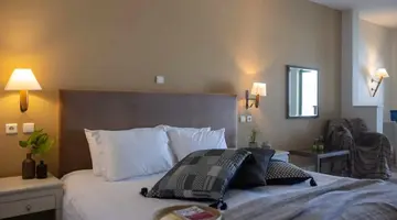 Giannoulis Grand Bay Resort
