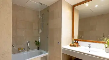 Giannoulis Grand Bay Resort