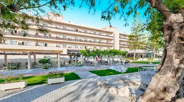 Giannoulis Santa Marina Beach Resort