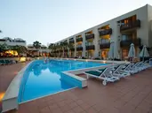 Giannoulis Santa Marina Plaza
