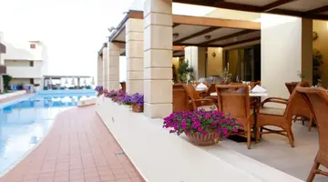 Giannoulis Santa Marina Plaza