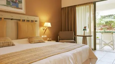 Giannoulis Santa Marina Plaza