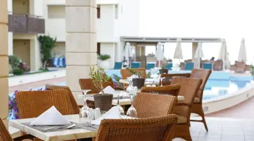 Giannoulis Santa Marina Plaza