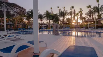 GIFTUN AZUR BEACH RESORT