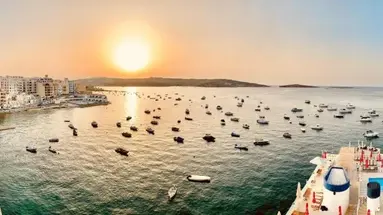 Gillieru Harbour Hotel