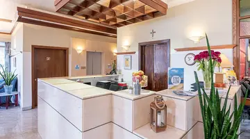 Gillieru Harbour Hotel