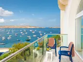 Gillieru Harbour Hotel