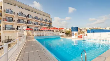 Gillieru Harbour Hotel