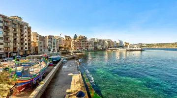 Gillieru Harbour Hotel
