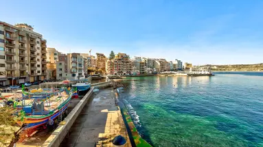 Gillieru Harbour Hotel