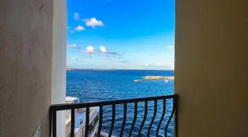 GILLIERU HARBOUR