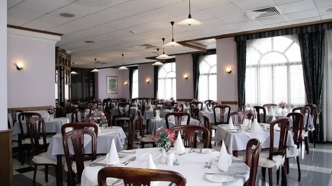 Gillieru Hotel