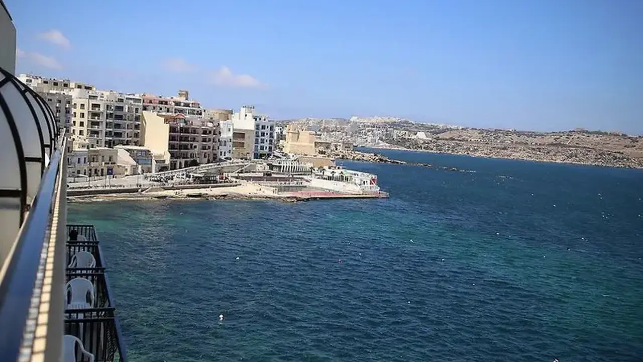 Gillieru Hotel