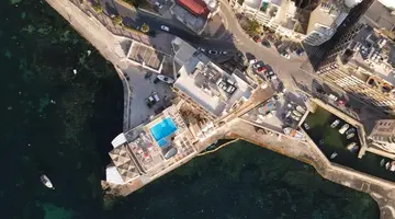 Gillieru Hotel