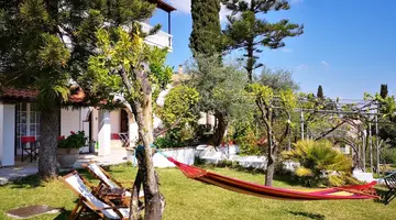 Gina Studios