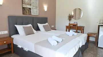 Gina Studios