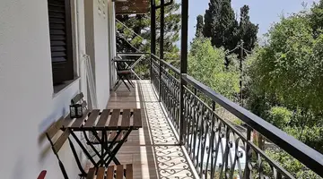 Gina Studios
