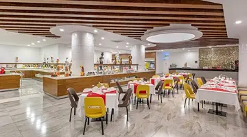 GLAMOUR RESORT & SPA