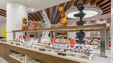 GLAMOUR RESORT & SPA