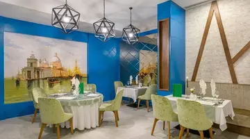GLAMOUR RESORT & SPA